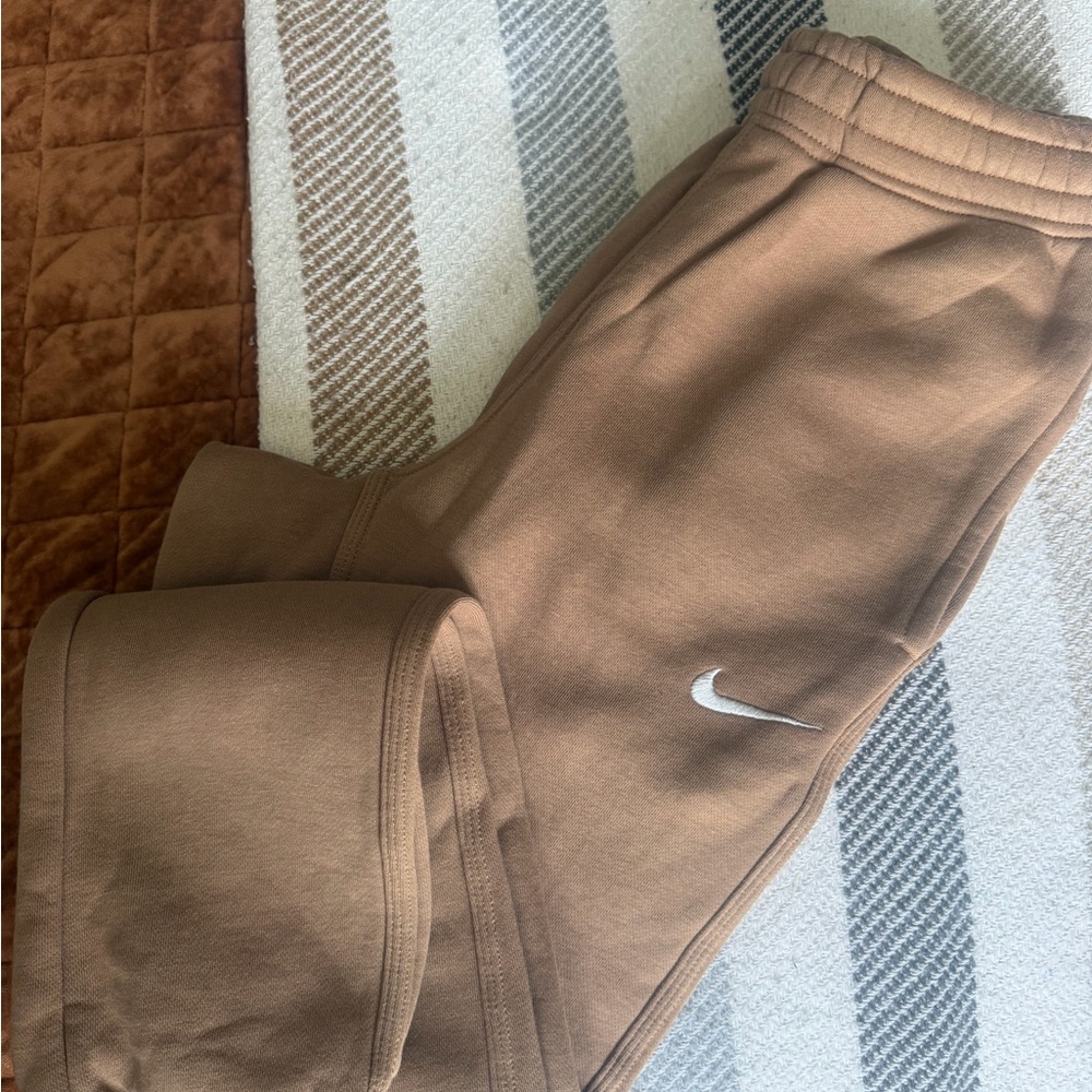 Nike Mens Tan Sweatpants